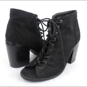 Urban Outfitters Black Suede Lace Up Booties with Chunky Heel (10)